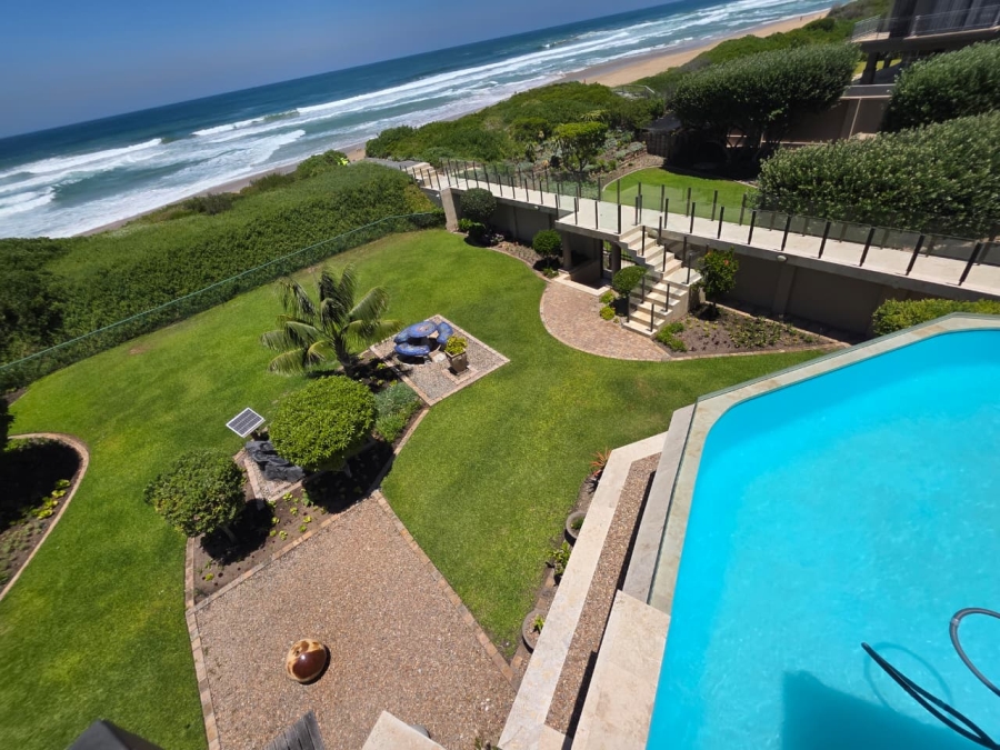 6 Bedroom Property for Sale in Myoli Beach Western Cape